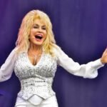 Dolly Parton meeting a young fan who may have inspired Jolene