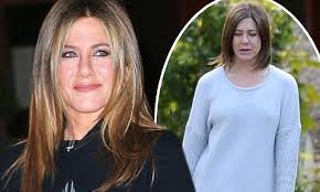 Jennifer Aniston filming Mother’s Day in Atlanta